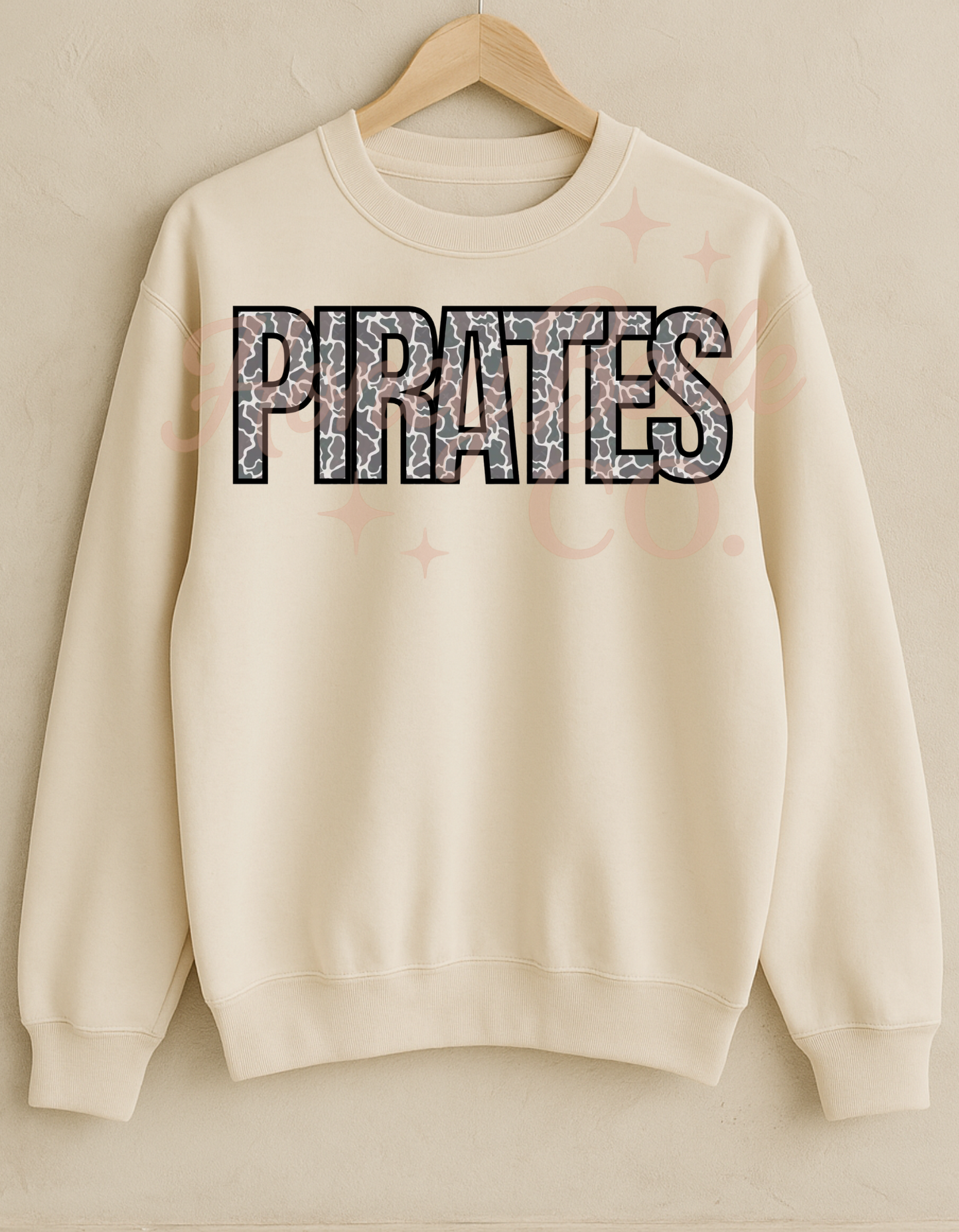 PIRATES - CAMO CREWNECK